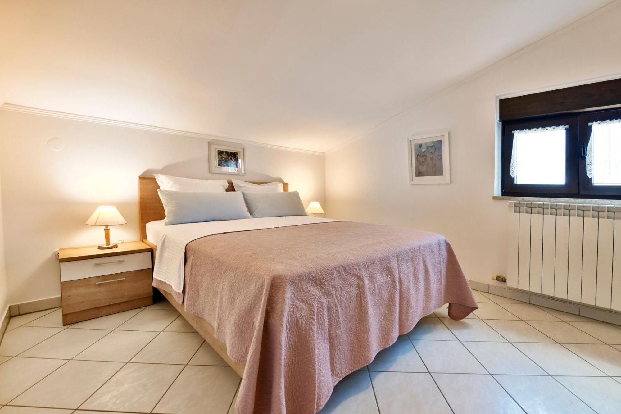 Apartments Pilic Rosini Exterior photo